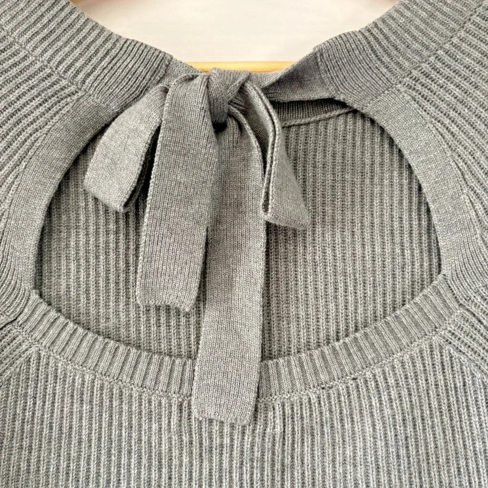 Banana Republic Ribbed Open Back Tie Sweater Gray Wool Blend Raglan‎ Large
